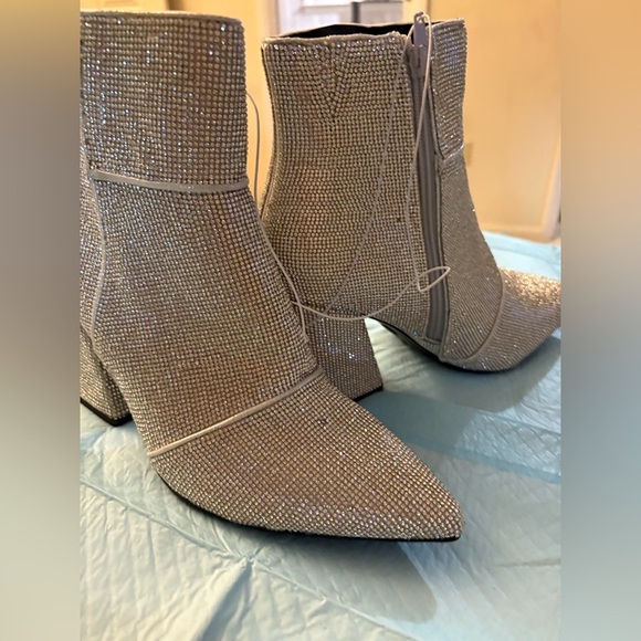 Shoes - New- Elegant shiny rhinestone Sexy Ankle Boots  2025 Season